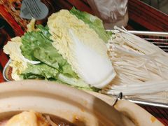 -沙胆彪炭炉牛杂煲(上海日月光广场店)