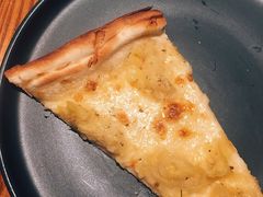 -JINNS锦时 steak&pizza(浸信会礼拜堂旧址店)