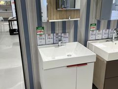 -百安居装修建材卖场(泰然店)