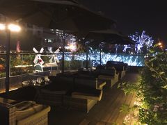 景观位-UNI UNI(环亚凯瑟琳店)