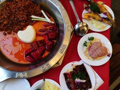 -山城年华老火锅(玉林店)