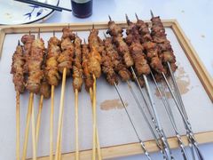 大串牛肥瘦-土灶台东北大块肉烧烤(风景城邦店)