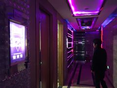 -蓝尊量贩(黄河路店)