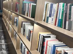 -西安大雁塔科技大学地铁站亚朵酒店