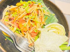 -Kub Kao Kub Pla (Terminal21)