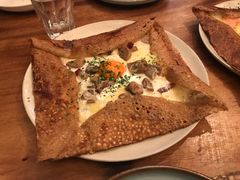 鸡蛋蘑菇熏肉荞麦可丽饼-RAC BAR(安福路店)