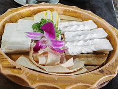 -滇釜火锅·能喝汤的火锅(车公庄店)