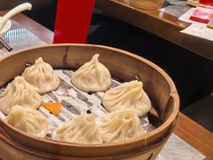 -莱莱小笼·乔艾