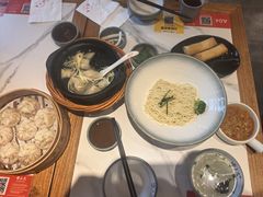 -馋三尺蟹粉小笼(人民广场店)