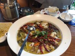 -渔见·精品川菜·老坛酸菜鱼(大朗店)