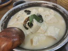 土家手掰柴火豆腐-吃饭皇帝大土家民族菜(正大广场店)