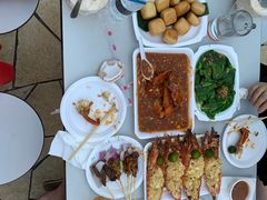 -纽顿熟食中心