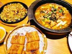 鲜椒牛蛙-峨嵋小镇·川菜(勒泰中心店)