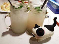 白桃乳酸-虾胡闹龙虾馆(湄南河店)