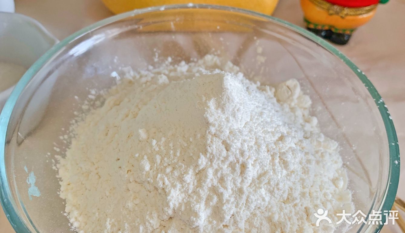 早餐牛奶松饼，简单易学，好吃美味。