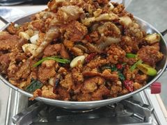 -丹水桥地锅鱼·翘嘴鲌·地方特色全鱼宴(丹江口大坝店)