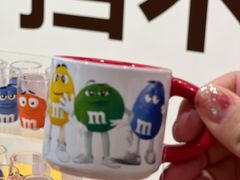 -m豆巧克力世界(上海世茂广场店)