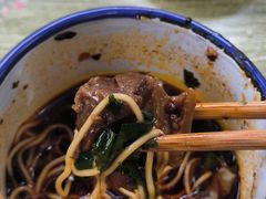 坨坨牛肉面-山城盅盅面