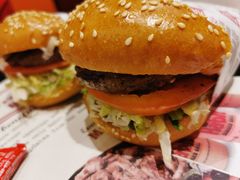 -The Habit Burger Grill 哈比特汉堡(爱琴海店)