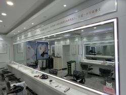 -镁连社·美联社