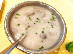 -盛记顺德高佬猪杂粥