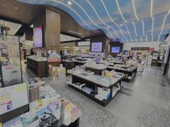 -新华书店(新街口旗舰店)