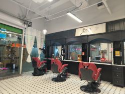 -老男孩男士理容馆·理发·烫染·修面