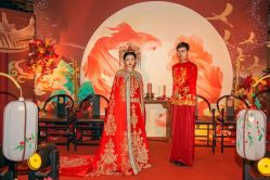 -懿沉香中式嫁衣礼服秀禾服龙凤褂马来褂旗袍总店