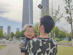-南京眼步行桥