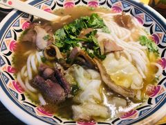 招牌牛杂粉-鑫花溪牛肉米粉(人民广场店)