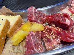 -哈哈碳都·牛肋条无限自助烤肉(台江万达店)