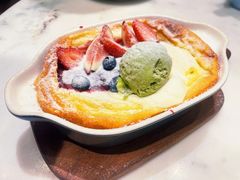 混合浆果松饼配抹茶冰淇淋-théATRE茶聚场·餐厅(环球金融中心店)