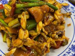 红烧青蛙-江城燕子大排档(江汉路步行街店)