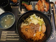 卤炸鸡腿饭-馔豚·台北菜专门店(深圳湾万象城店)
