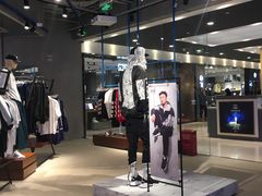 -阿迪达斯(武林银泰三叶草店)