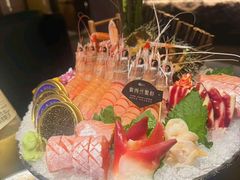 -雍容荟活波龙自助餐(IFS黑金店)