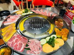 -哈哈碳都·牛肋条无限自助烤肉(台江万达店)