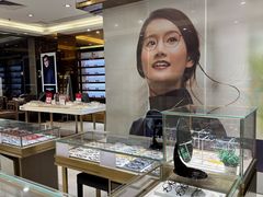 -博士眼镜(东莞中环财富广场店)