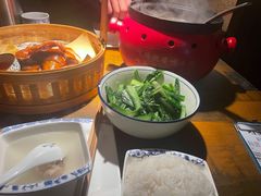 -洞庭土菜小炒馆(易发广场店)