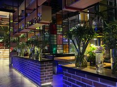 -暹罗酒肆泰餐厅酒吧