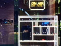 -TZ House音乐现场(来福士中心店)