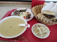 -闫家驴肉老店(华电一校店)