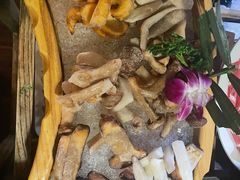 -滇釜火锅·能喝汤的火锅(车公庄店)