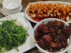 砂钵黑鸭-神仙钵湘香土菜馆(光华路店)