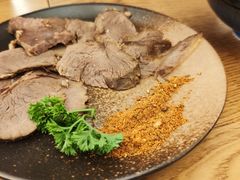 -衡哥肉铺