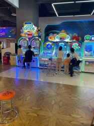 -卡通尼乐园·生日会(烟台永旺店)