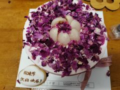 荔枝玫瑰蛋糕-半勺舒舒生日蛋糕店