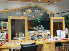 -肆兮眼镜·蔡司·徕卡战略合作店(大坪店)