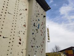 -问山MountQuest攀岩馆