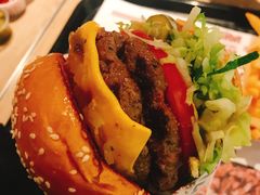 火烤双层牛肉特堡-The Habit Burger Grill 哈比特汉堡(复兴soho店)
